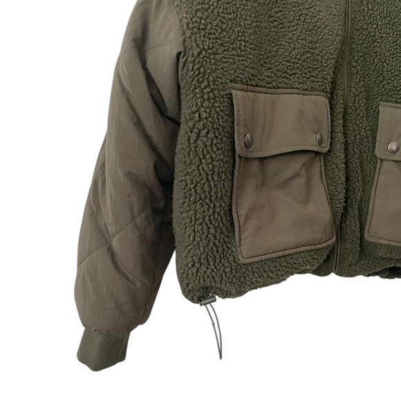 AMERICAN EAGLE | Women’s Multicolor/Green Reversible Sherpa Zip Up Coat Size S - Picture 4 of 11